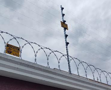 Concertina e Cerca Elétrica